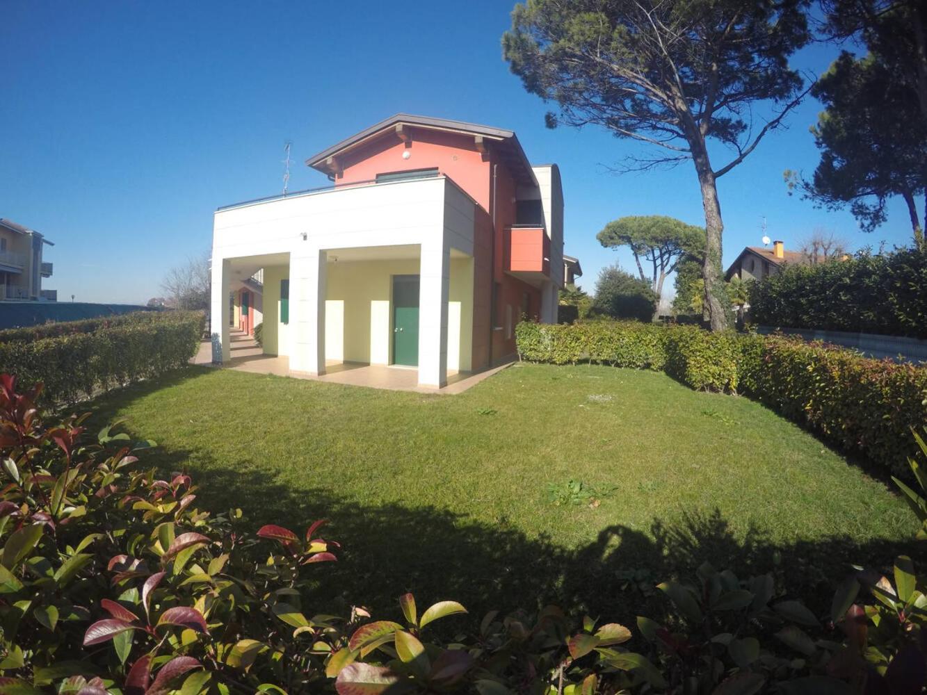 Residence Le Piramidi - Agenzia Cocal كاوْرلي المظهر الخارجي الصورة